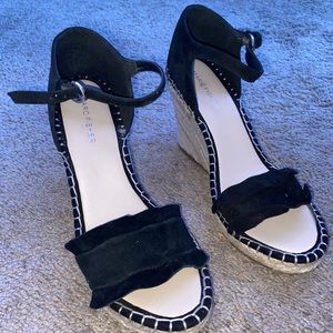 Size 10 Marc Fisher Espadrille Wedge Sandals
